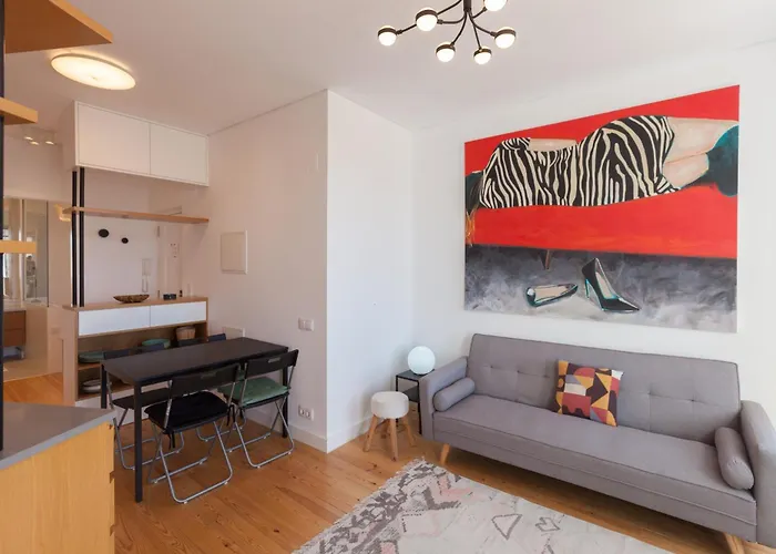 Flh Mouraria Urban شقة *